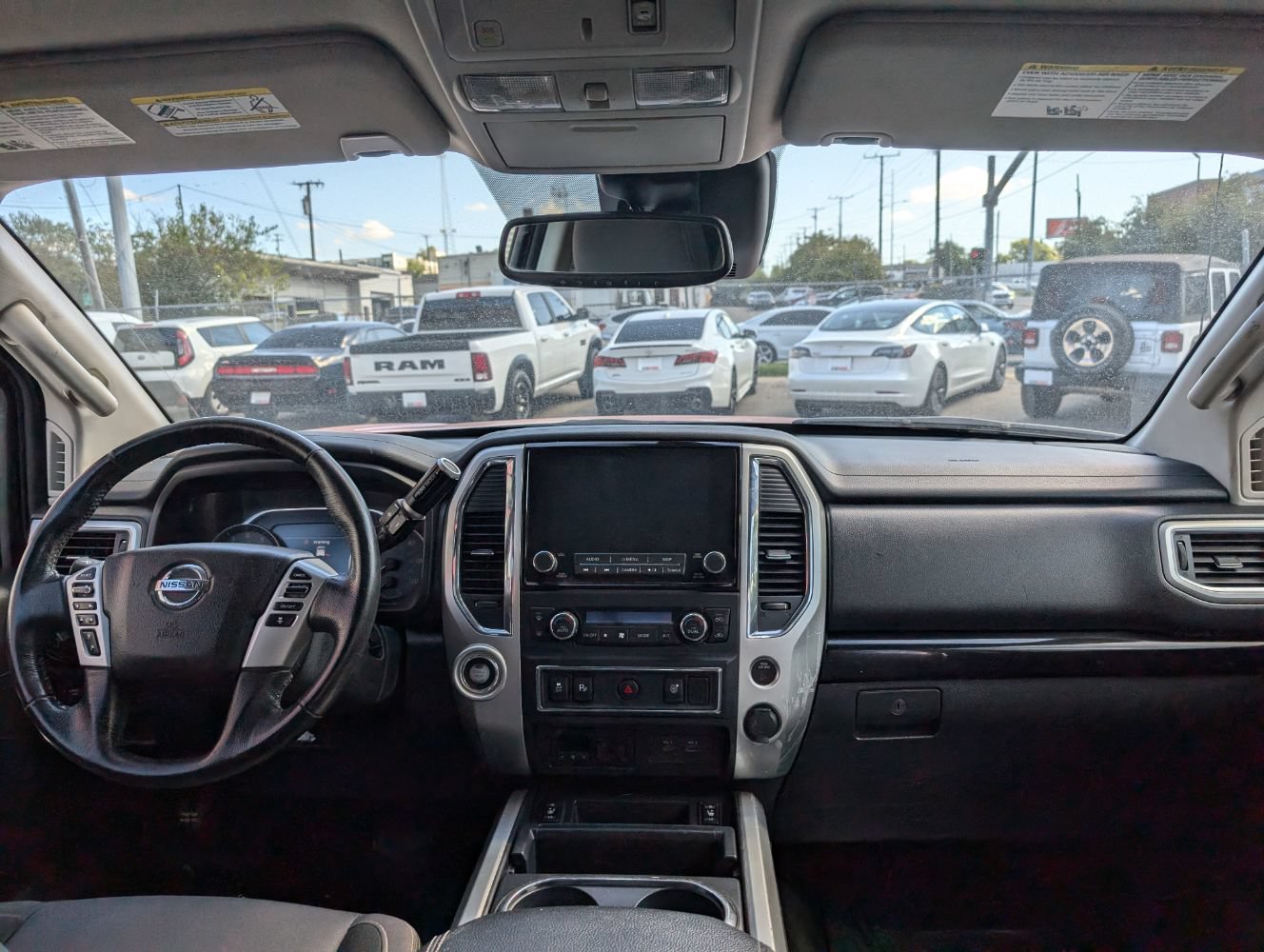 Used 2020 Nissan Titan 2WD Crew Cab image 13