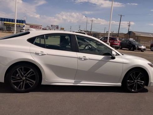Used 2025 Toyota Camry XSE FWD image 2