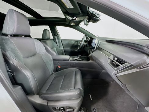 Used 2025 Lexus RX 350 image 32