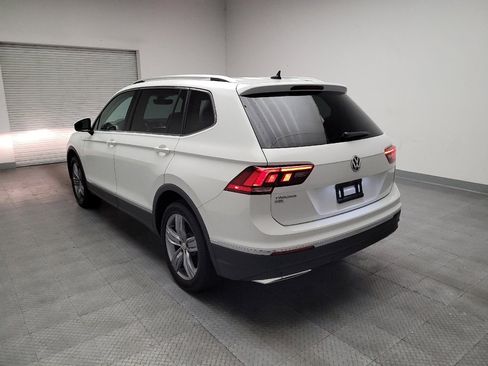 Used 2021 Volkswagen Tiguan SEL FWD image 5