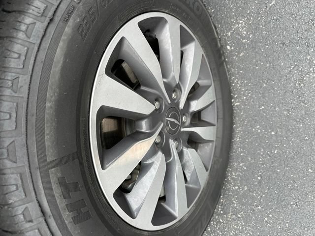 Used 2023 Chrysler Pacifica Touring-L FWD image 32