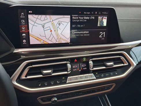 Used 2023 BMW X5 xDrive40i w/ Premium Package AWD/4WD image 17