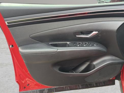 Used 2023 Hyundai Tucson SEL w/ Convenience Package image 9