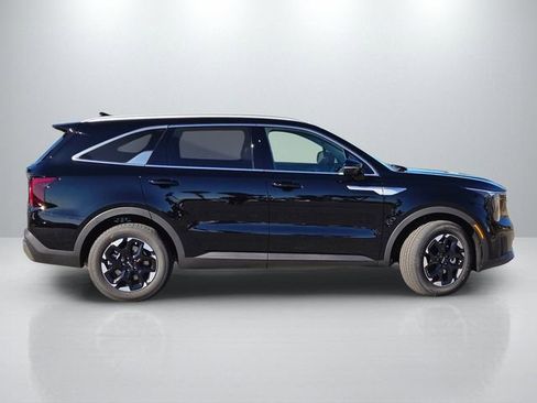 New 2026 Kia Sorento S w/ S Panoramic Sunroof Package FWD image 4