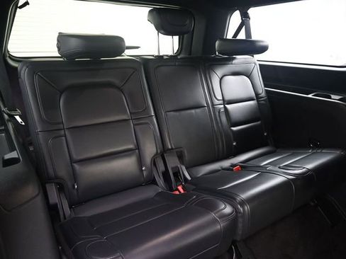 Used 2024 Lincoln Navigator L 4WD image 36