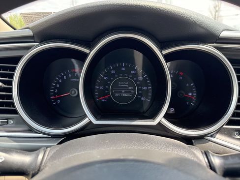 Used 2015 Kia Optima LX FWD image 10