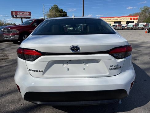 Used 2023 Toyota Corolla XLE image 5