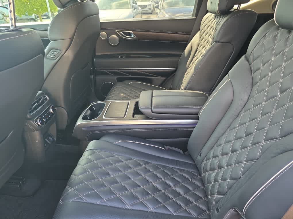 Used 2024 Genesis GV80 3.5T Prestige Signature AWD/4WD image 8