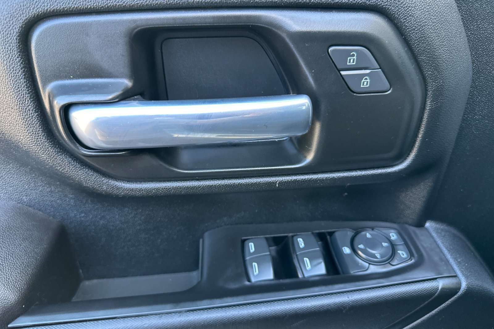 Used 2021 Chevrolet Silverado 2500 W/T w/ WT Convenience Package AWD/4WD image 11