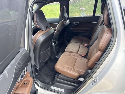Used 2023 Volvo XC90 T8 Ultimate w/ Protection Package Premier AWD/4WD image 10