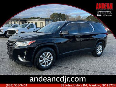 Used 2019 Chevrolet Traverse LT image 1
