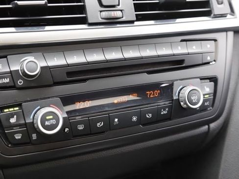 Used 2015 BMW 320i xDrive 320i xDrive image 26