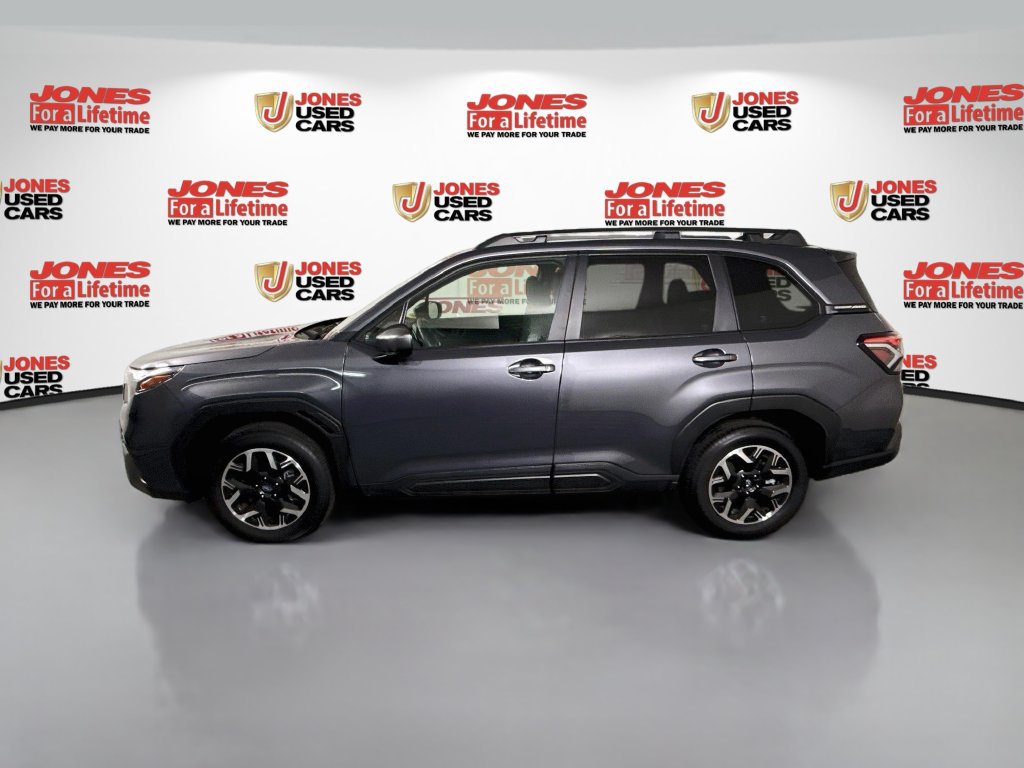Used 2025 Subaru Forester Premium AWD/4WD image 15