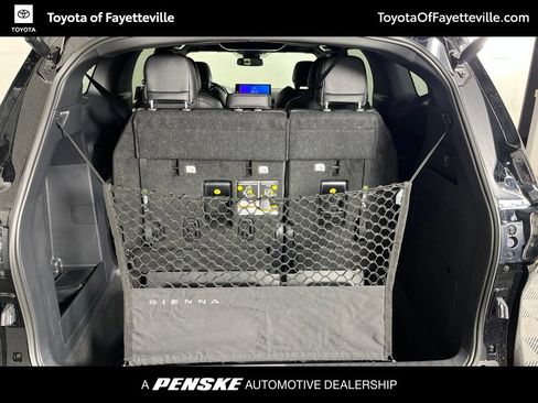 New 2026 Toyota Sienna XLE Woodland Edition AWD/4WD image 22
