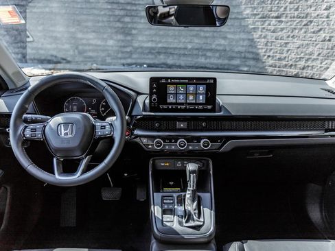 Used 2024 Honda CR-V EX-L image 25