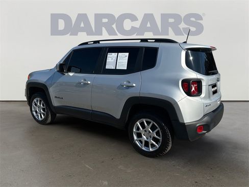 Used 2019 Jeep Renegade Latitude image 5