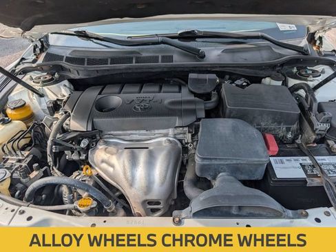 Used 2011 Toyota Camry SE FWD image 13