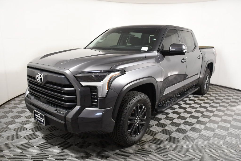 Used 2023 Toyota Tundra SR5 w/ SR5 Convenience Package AWD/4WD image 1