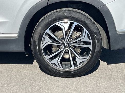 Used 2019 Hyundai Santa Fe FWD image 13