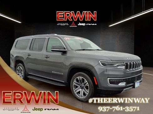 Used 2024 Jeep Wagoneer L Series II w/ Flexible Seating Group AWD/4WD image 1