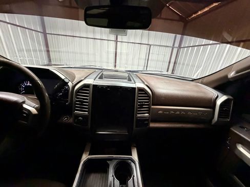 Used 2017 Ford F250 King Ranch w/ King Ranch Ultimate Package AWD/4WD image 20