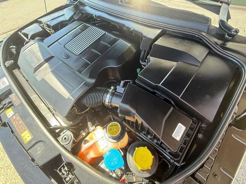 Used 2016 Land Rover LR4 HSE AWD/4WD image 23