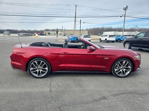 Used 2017 Ford Mustang GT Premium w/ Equipment Group 401A image 10