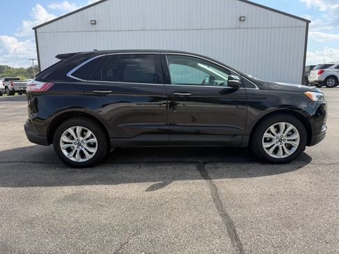 Used 2022 Ford Edge Titanium w/ Equipment Group 301A AWD/4WD image 4