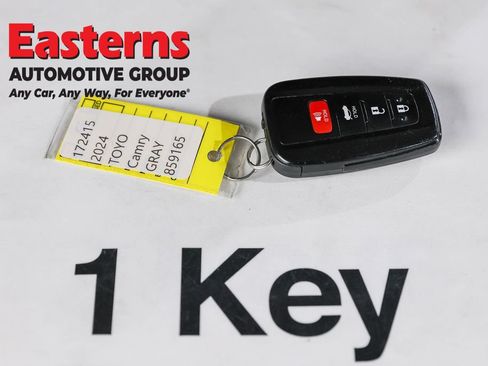 Used 2024 Toyota Camry SE w/ Cold Weather Package FWD image 21