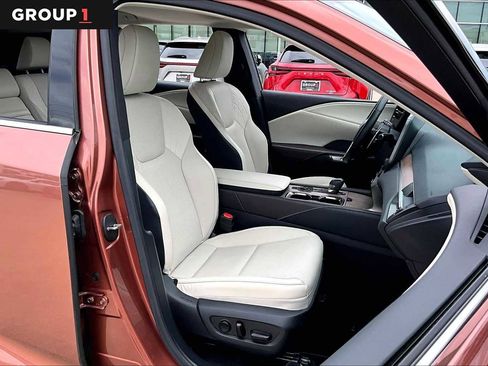 Certified 2024 Lexus RX 350 Premium w/ Accessory Package (Z1) FWD image 8