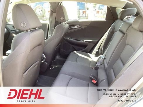 Used 2019 Chevrolet Malibu Hybrid FWD image 15