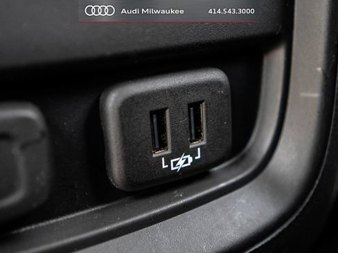 Used 2020 Buick Envision Essence FWD image 40