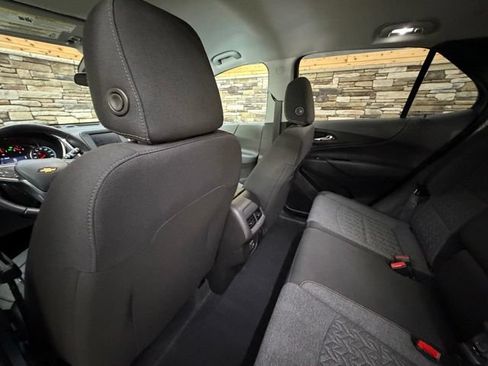 Used 2022 Chevrolet Equinox LT AWD/4WD image 29