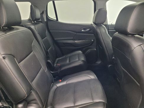 Used 2019 GMC Acadia SLT image 19