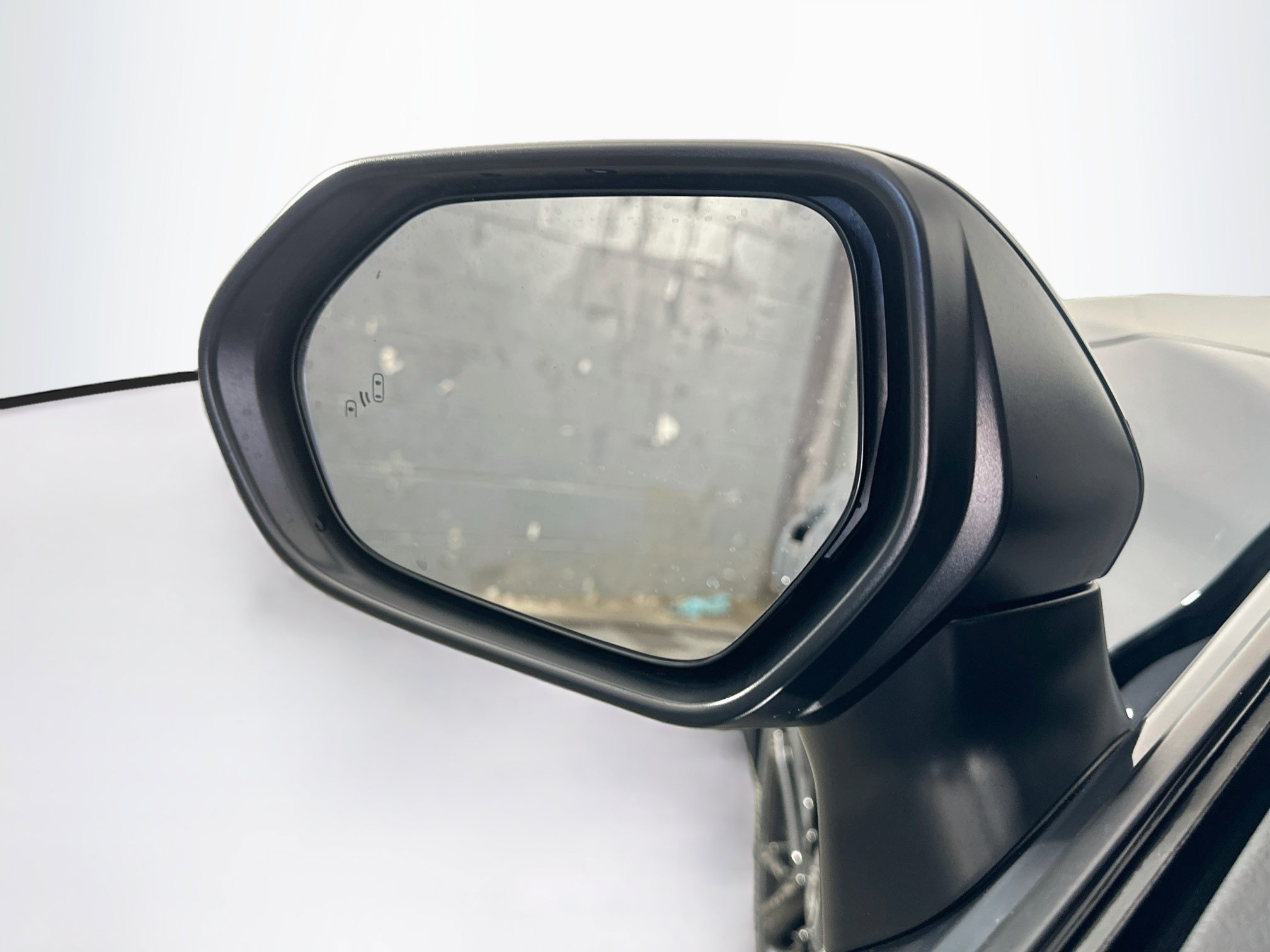 Used 2025 Toyota Camry SE FWD image 16