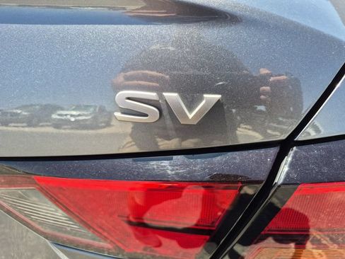 Used 2024 Nissan Altima 2.5 SV FWD image 10