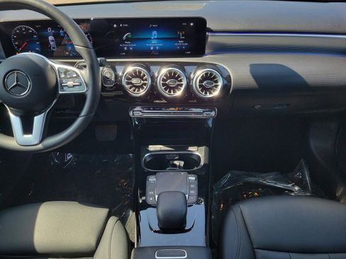 Certified 2022 Mercedes-Benz A 220 A 220 image 14