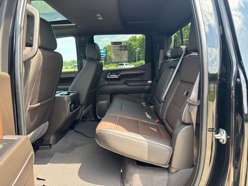 Used 2025 GMC Sierra 1500 Denali AWD/4WD image 15