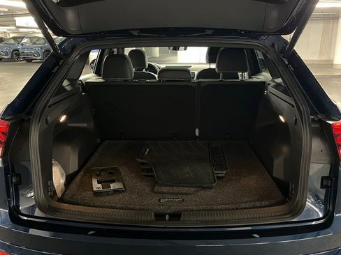 Used 2023 Volkswagen Atlas Cross Sport SE w/ Panoramic Sunroof Package AWD/4WD image 38