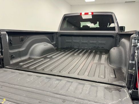 Used 2025 RAM 2500 Big Horn image 7