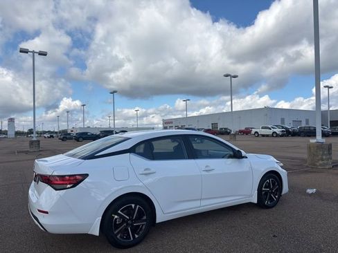 New 2025 Nissan Sentra SV w/ All-Weather Package image 4