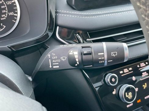 Used 2023 INFINITI QX60 Pure image 33