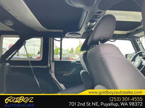 Used 2014 Jeep Wrangler Unlimited Sport AWD/4WD image 24