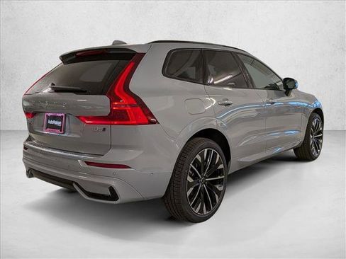 New 2026 Volvo XC60 B5 Ultra w/ Protection Package Premier image 2