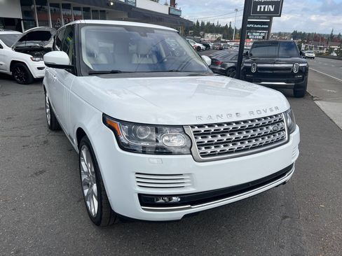 Used 2016 Land Rover Range Rover HSE image 11