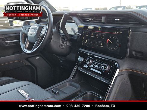 Used 2025 GMC Sierra 2500 AT4 AWD/4WD image 29