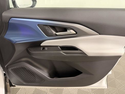 Used 2024 Chevrolet Equinox EV LT image 24