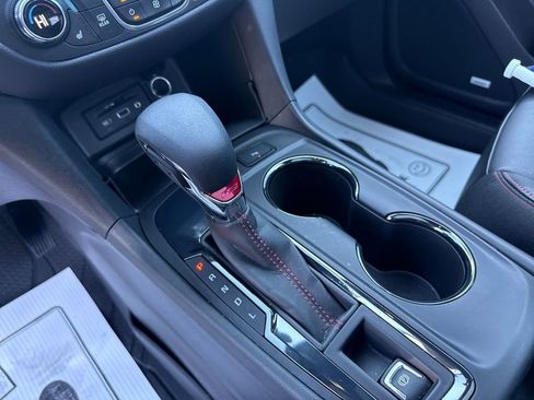 Used 2024 Chevrolet Equinox RS w/ RS Leather Package image 29