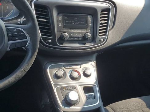 Used 2016 Chrysler 200 LX FWD image 12