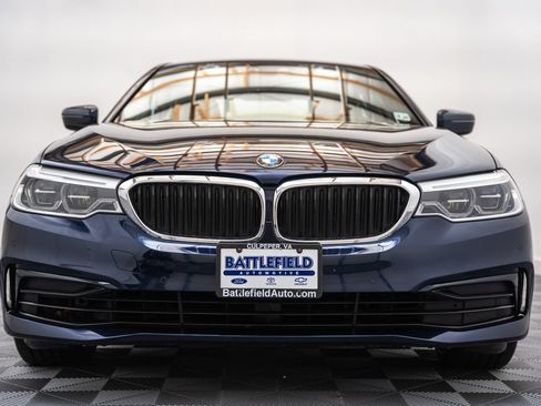 Used 2019 BMW 540i xDrive w/ Convenience Package AWD/4WD image 2